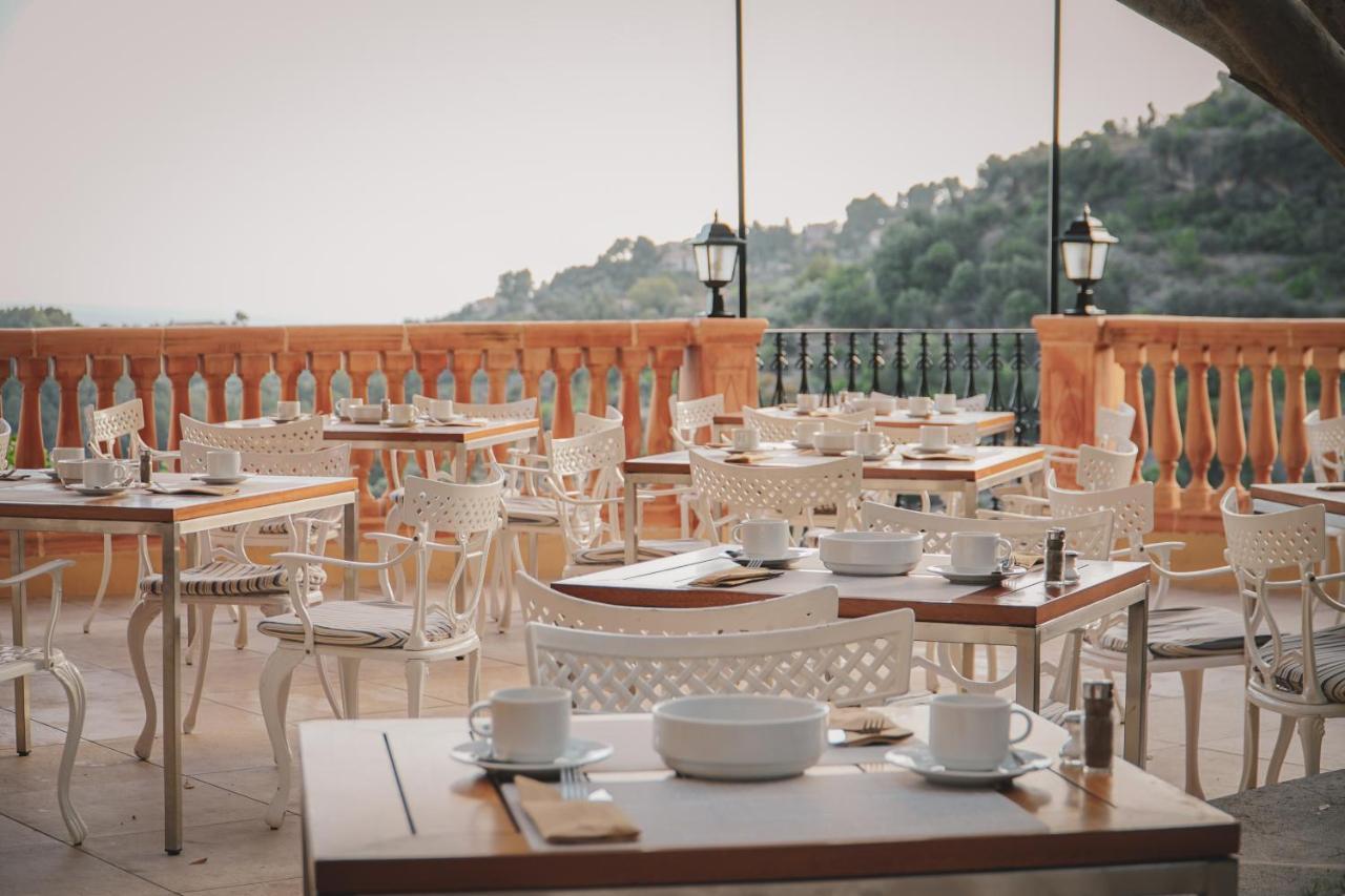 Es Moli Hotel 4*